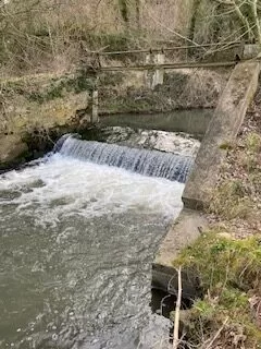 chute d'eau en amont de la statio d'épuration